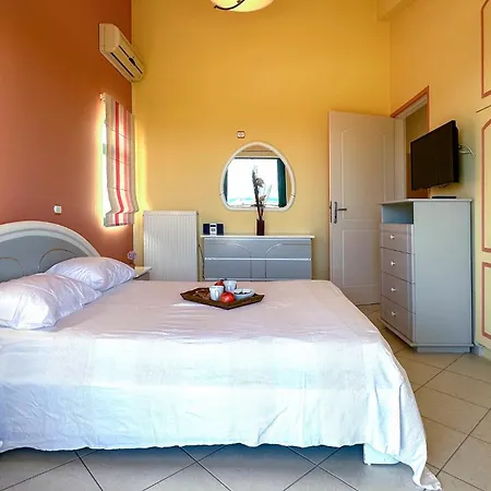 Σπίτι διακοπών 3 Bedroom In *